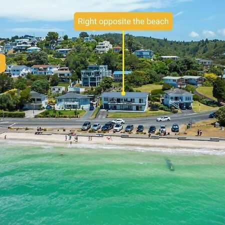 Beach Front Resort! Maraetai Экстерьер фото